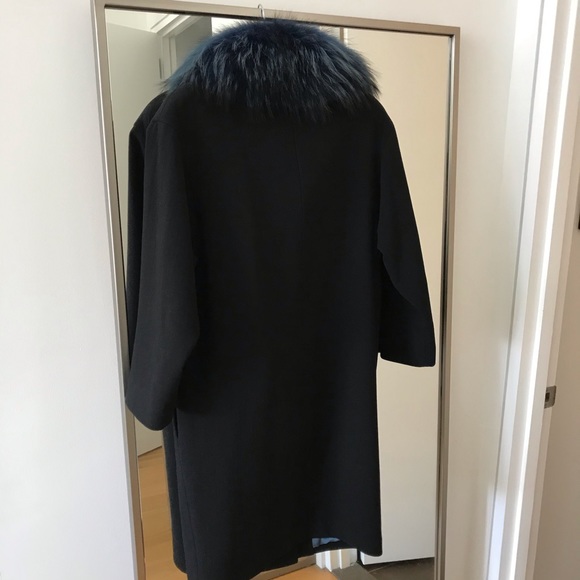 Shanghai Tang Wool Coat w/Raccoon fur collar - Picture 9 of 11